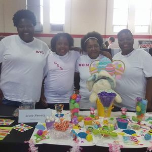 Meet your Posher, Ava